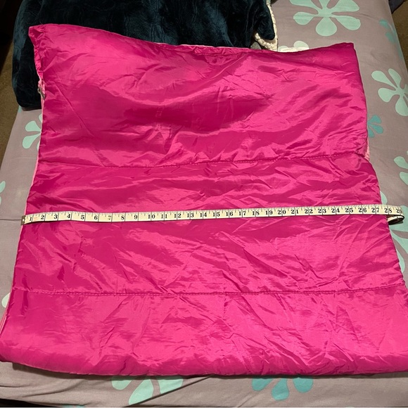 Hello Kitty Sleeping Bag - Picture 7 of 8